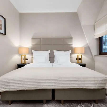 Hotell Grand Park