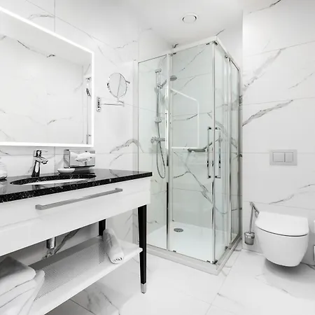 Grand Park Ξενοδοχείο 4*