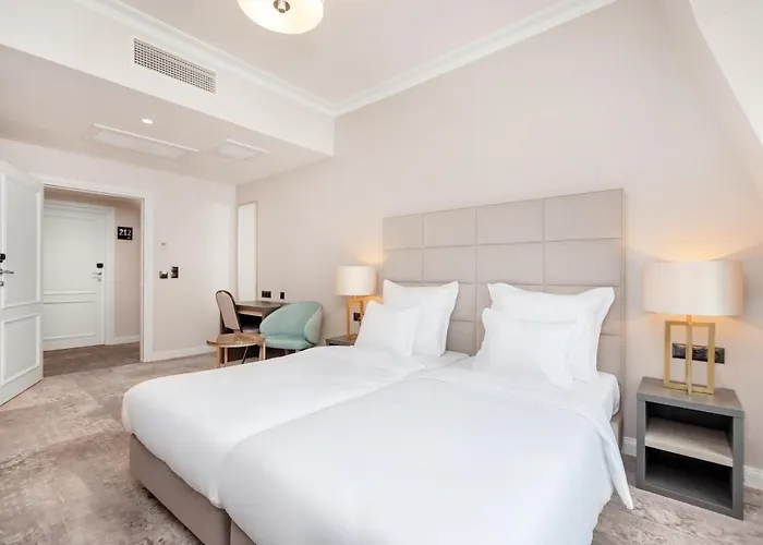 Grand Park 4* Στσέτσιν